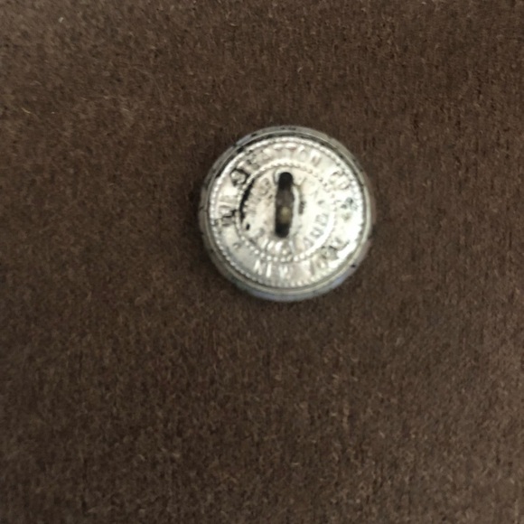 New York City Fire Department Buttons Lot Of Eight - Picture 3 of 3